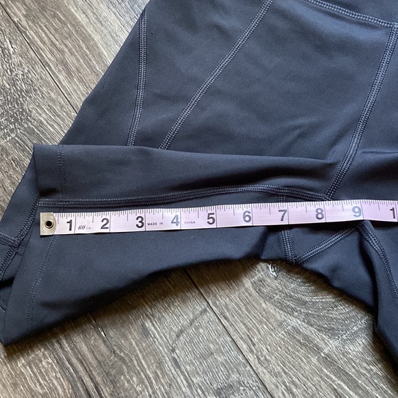 High Rise Bike Shorts - Picture 6 of 8